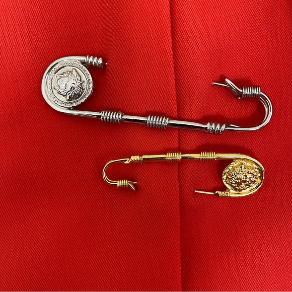 GIANNI VERSACE COUTURE Vintage Skirt & Two Versace Safety Pins - Picture 3 of 14
